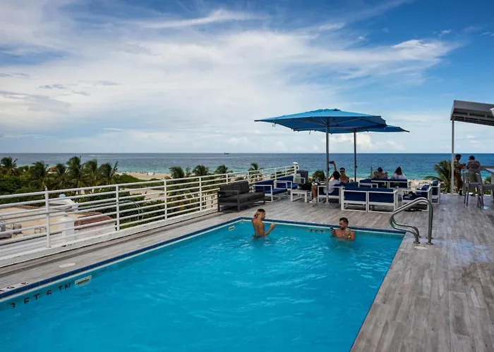 Big Studio With Rooftop Pool Ocean View