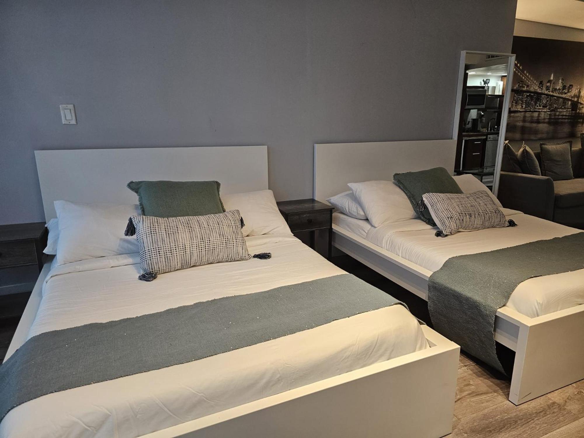 Big With Rooftop Pool Ocean View Apartment *